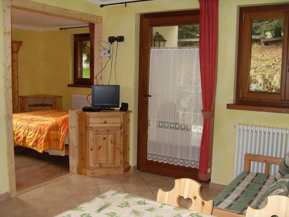 Residence Les Myosotis Champoluc Εξωτερικό φωτογραφία