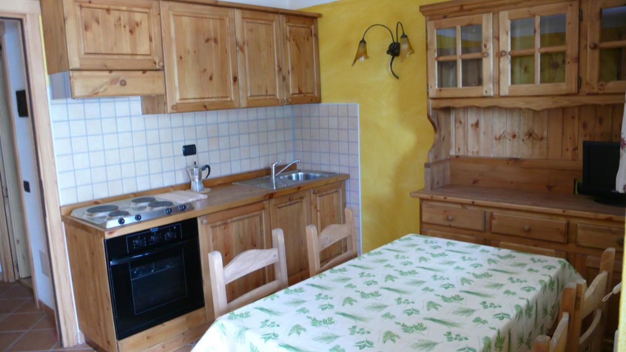 Residence Les Myosotis Champoluc Εξωτερικό φωτογραφία