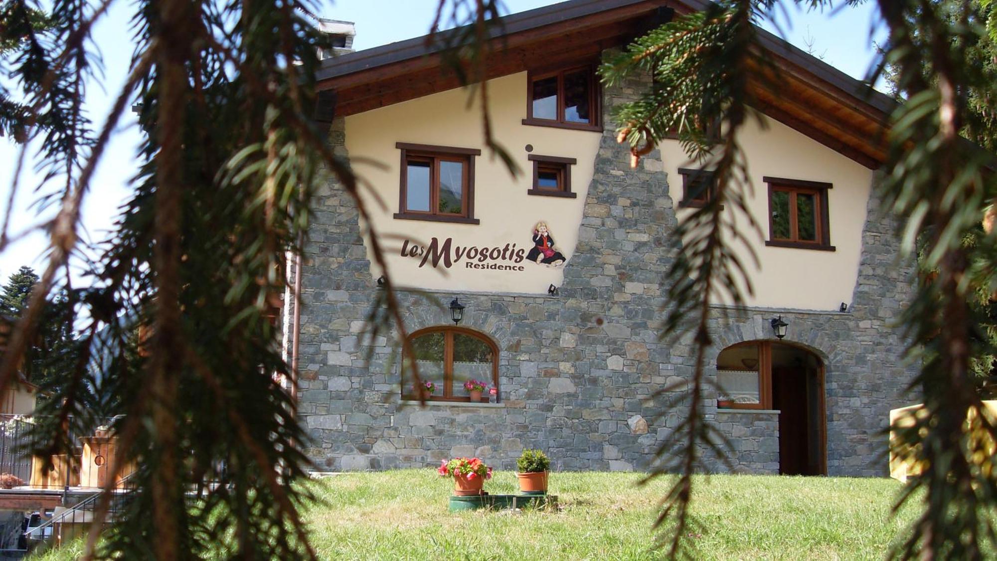 Residence Les Myosotis Champoluc Εξωτερικό φωτογραφία