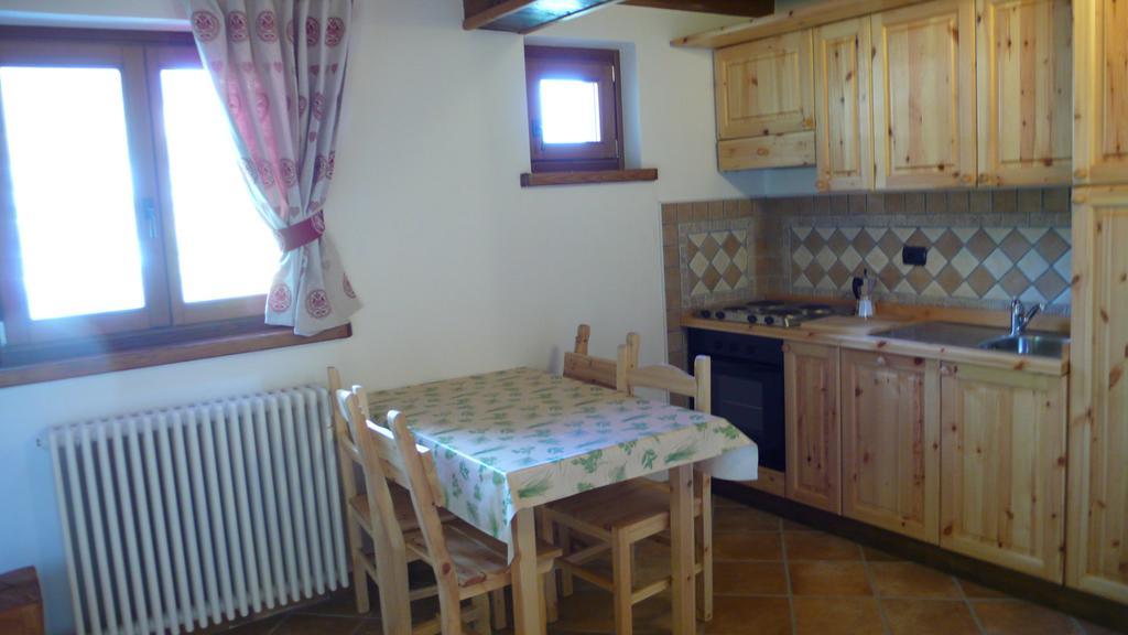 Residence Les Myosotis Champoluc Εξωτερικό φωτογραφία