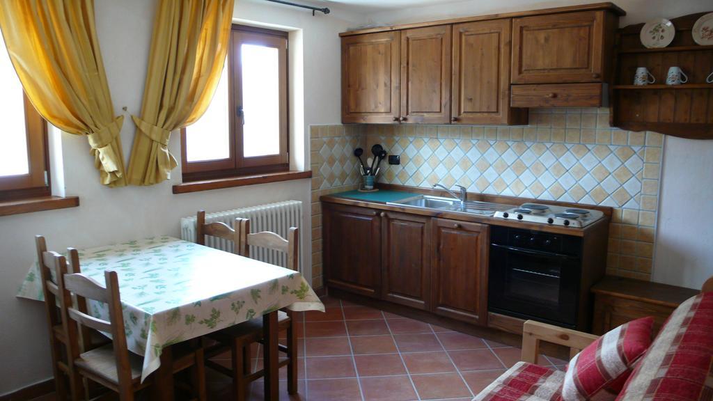 Residence Les Myosotis Champoluc Εξωτερικό φωτογραφία