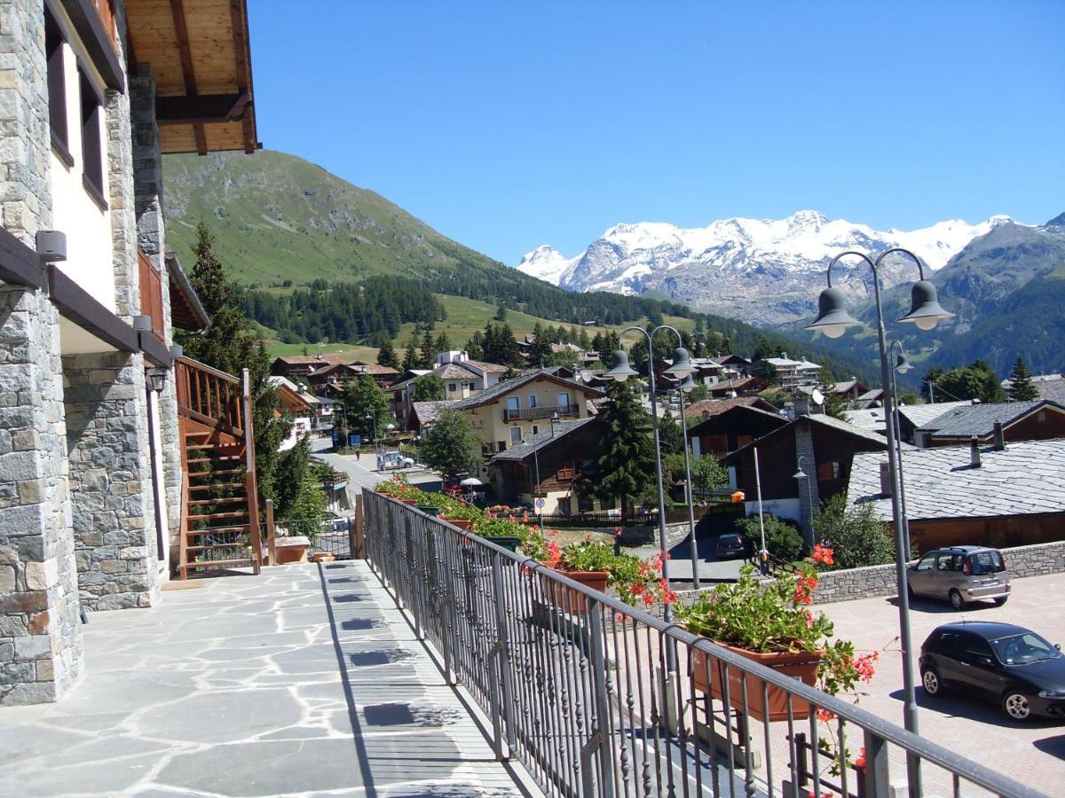 Residence Les Myosotis Champoluc Εξωτερικό φωτογραφία